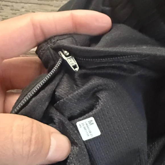 lululemon Black Joggers Men’s Athletic Knit Pants Size Medium